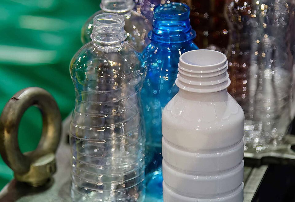 Die Netztal AG: Ihr Fachanbieter für Kunststoffverpackungs- und Spritzgussmaschinen